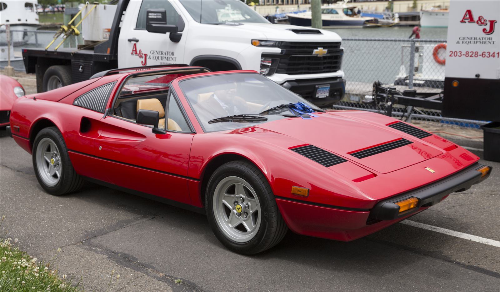 Ferrari 308 GTS rojo, el modelo del coche de Magnum, P.I.